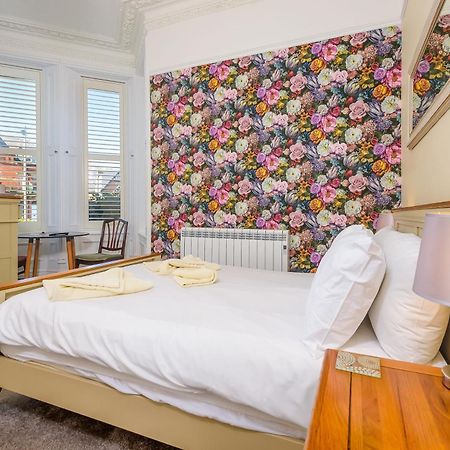 Hillcrest Whitby Bed and Breakfast Εξωτερικό φωτογραφία