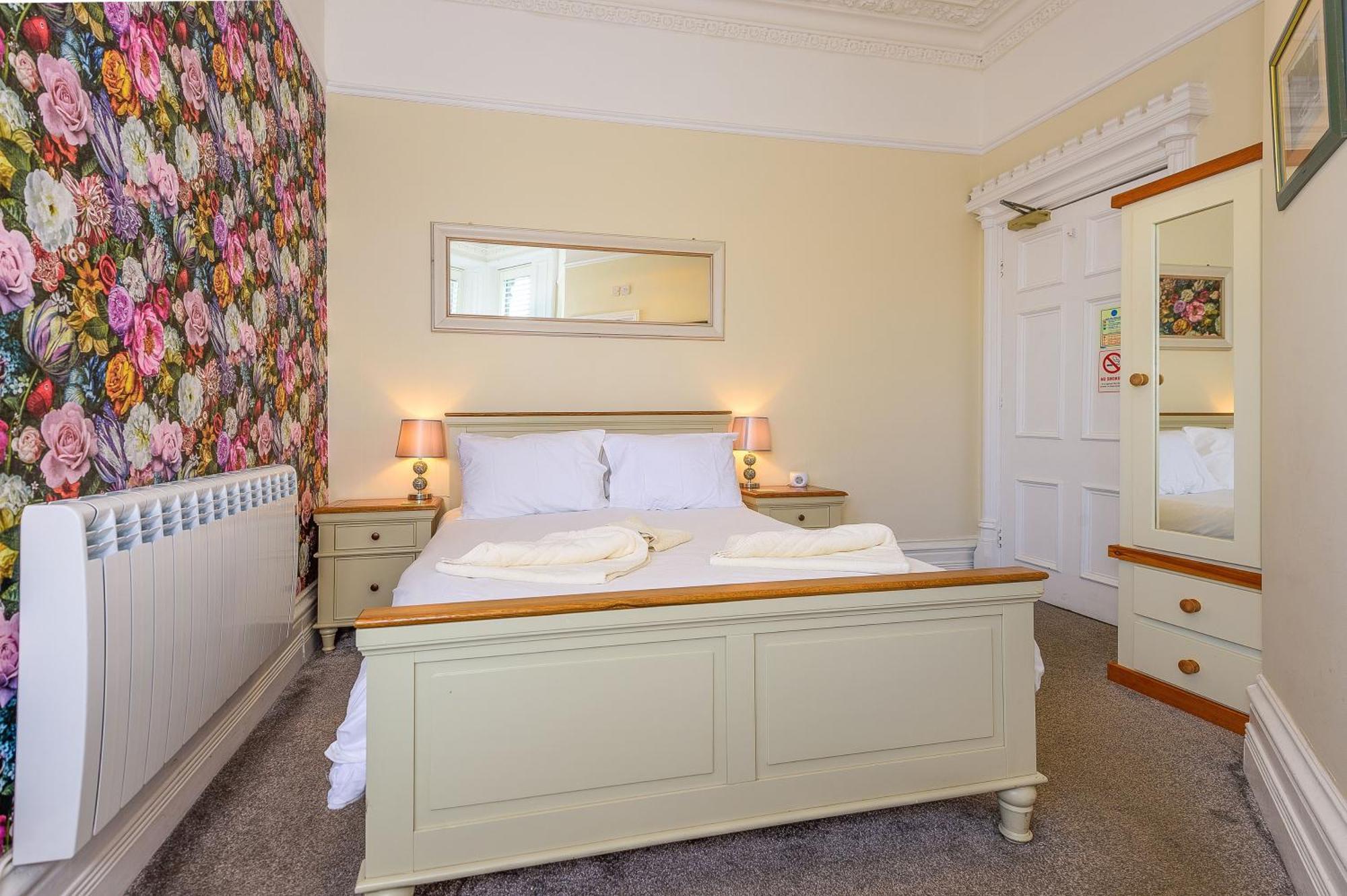Hillcrest Whitby Bed and Breakfast Εξωτερικό φωτογραφία