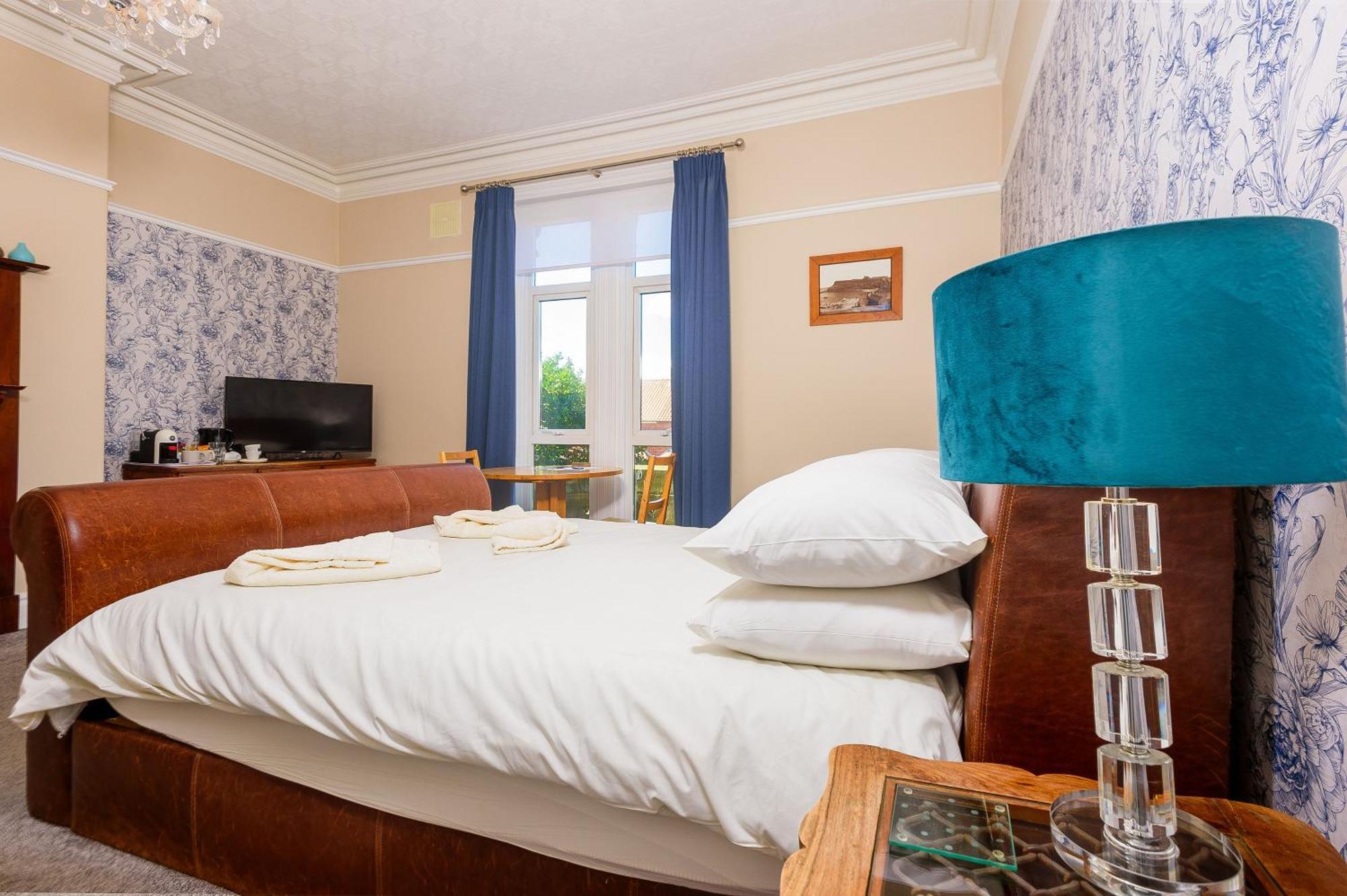 Hillcrest Whitby Bed and Breakfast Εξωτερικό φωτογραφία