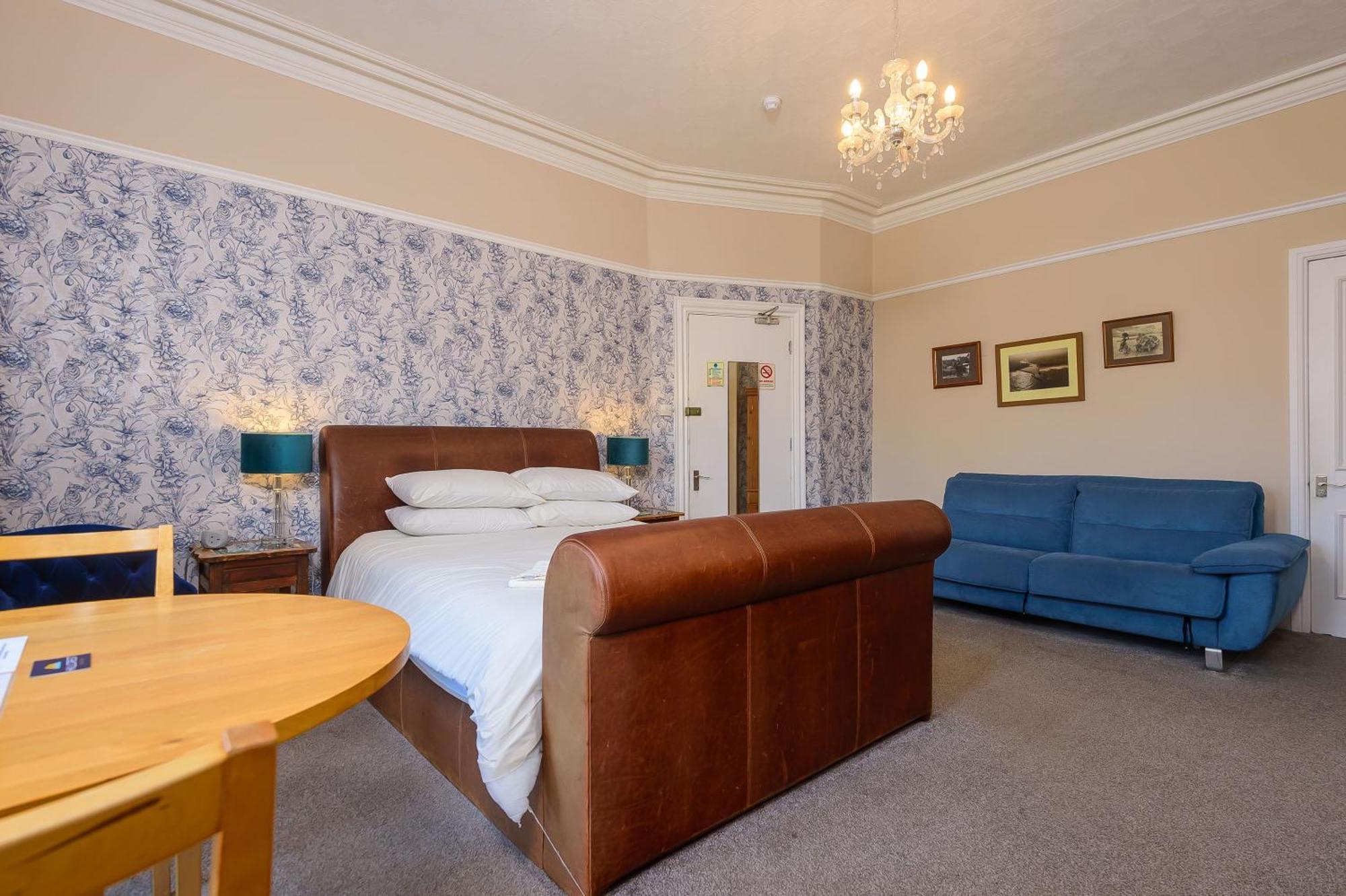 Hillcrest Whitby Bed and Breakfast Εξωτερικό φωτογραφία